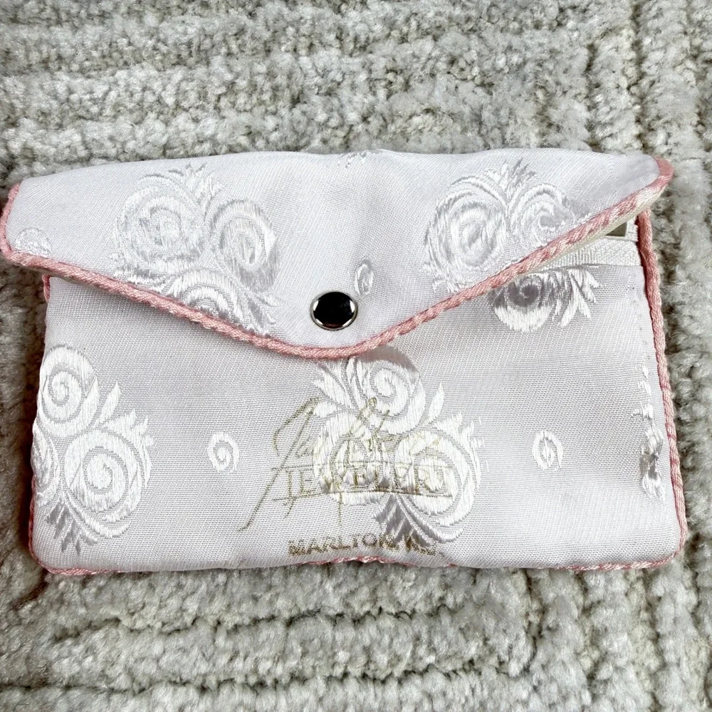 N/A vintage inspired
